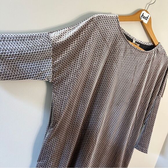 Wishlist Iridescent Champagne 3/4 Sleeve Boxy Faux Velvet Dress Chrome Gray Silv - Picture 5 of 8